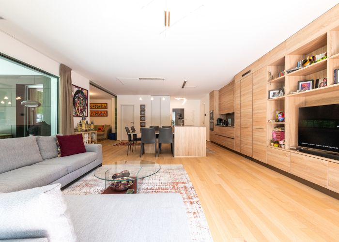 Rare opportunité - Superbe 5.5 pièces en rez de jardin, alliant calme et centralité