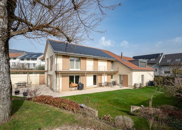 Charmante villa individuelle avec jardin joliment aménagé